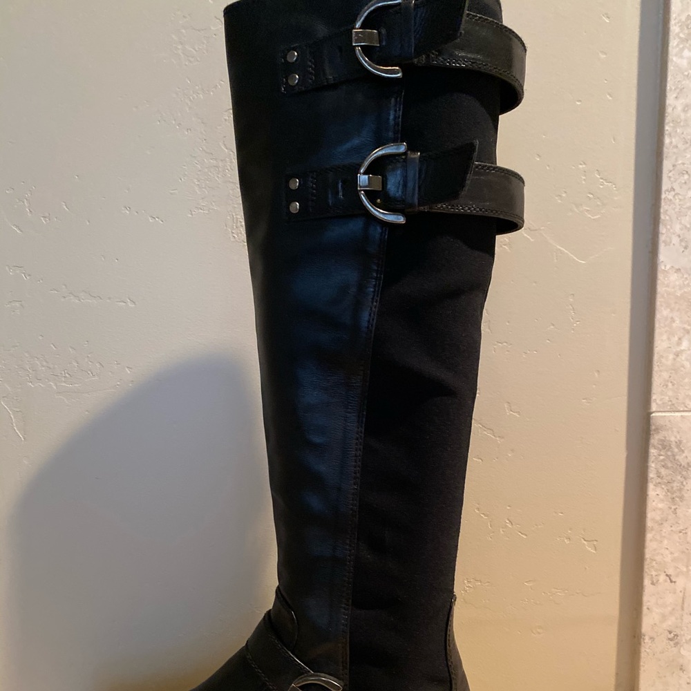 Stuart Weizman Tall Stretch Riding Boots. - image 2